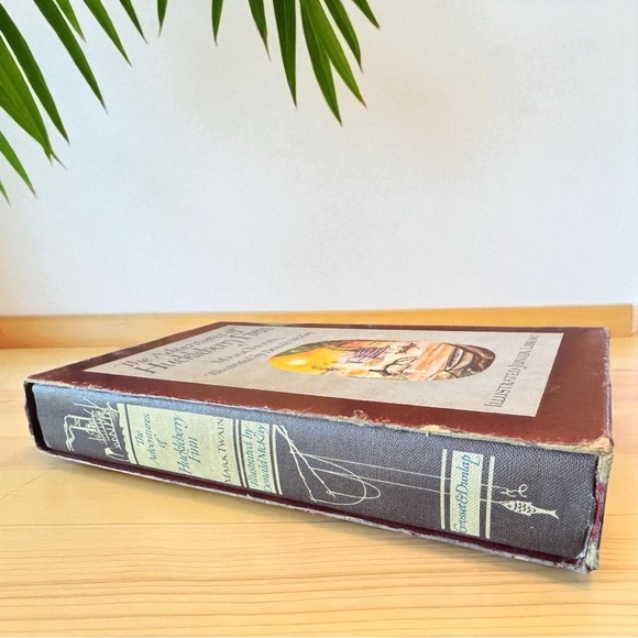 VINTAGE 1948 The Adventures of Huckleberry Finn by Mark Twain | Illustrated - Picture 3 of 14